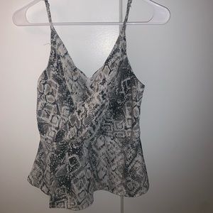 Snake print Low cut top size SML